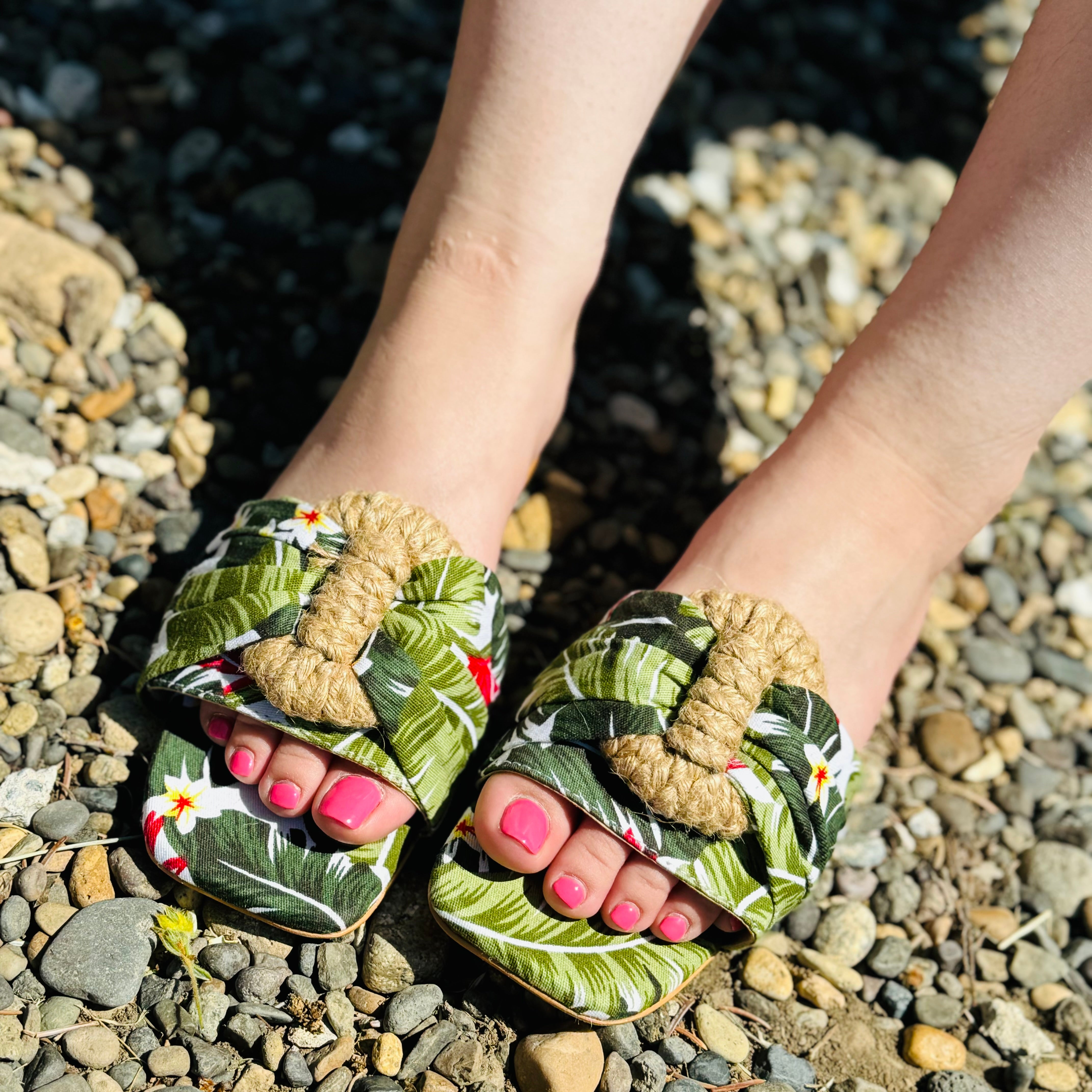 Floral flat sandals